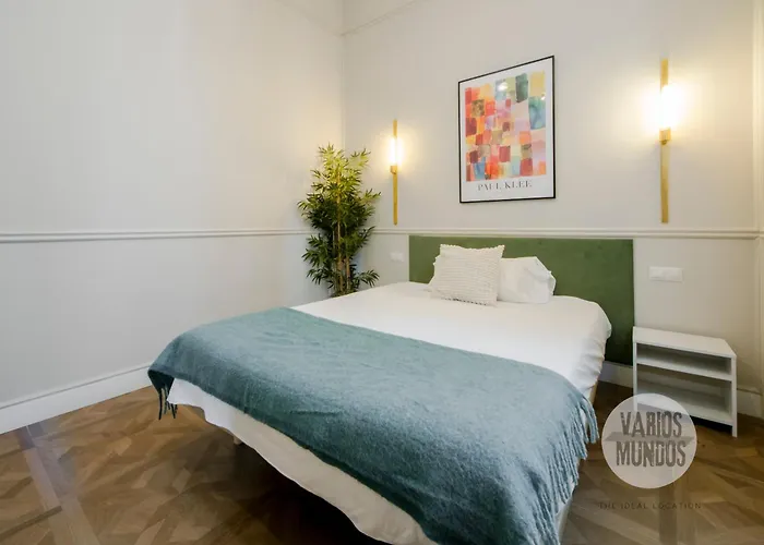 Confort y cultura para 10, en el vibrante Lavapiés